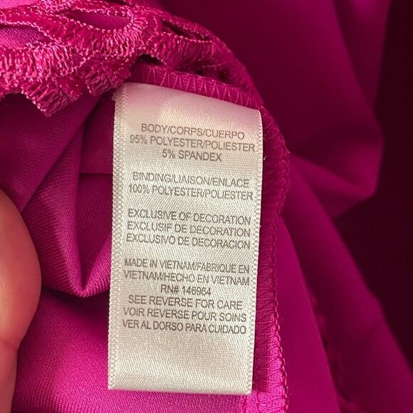 Donna Ricco Sleeveless A-Line Dress – Vibrant Fuchsia with Lace Trim - Picture 7 of 8